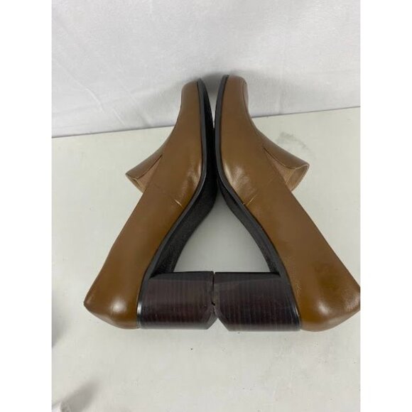 AK Anne Klein Tan Heel Loafers Women's Size 9 - Picture 4 of 5